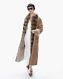  :? Reversible shearling coat with sable